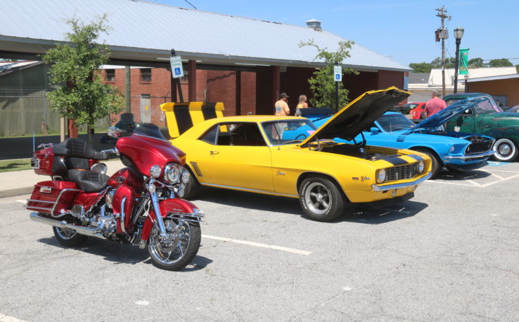  Cruise-In